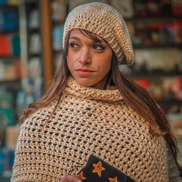 Poncho 2 picos más boina